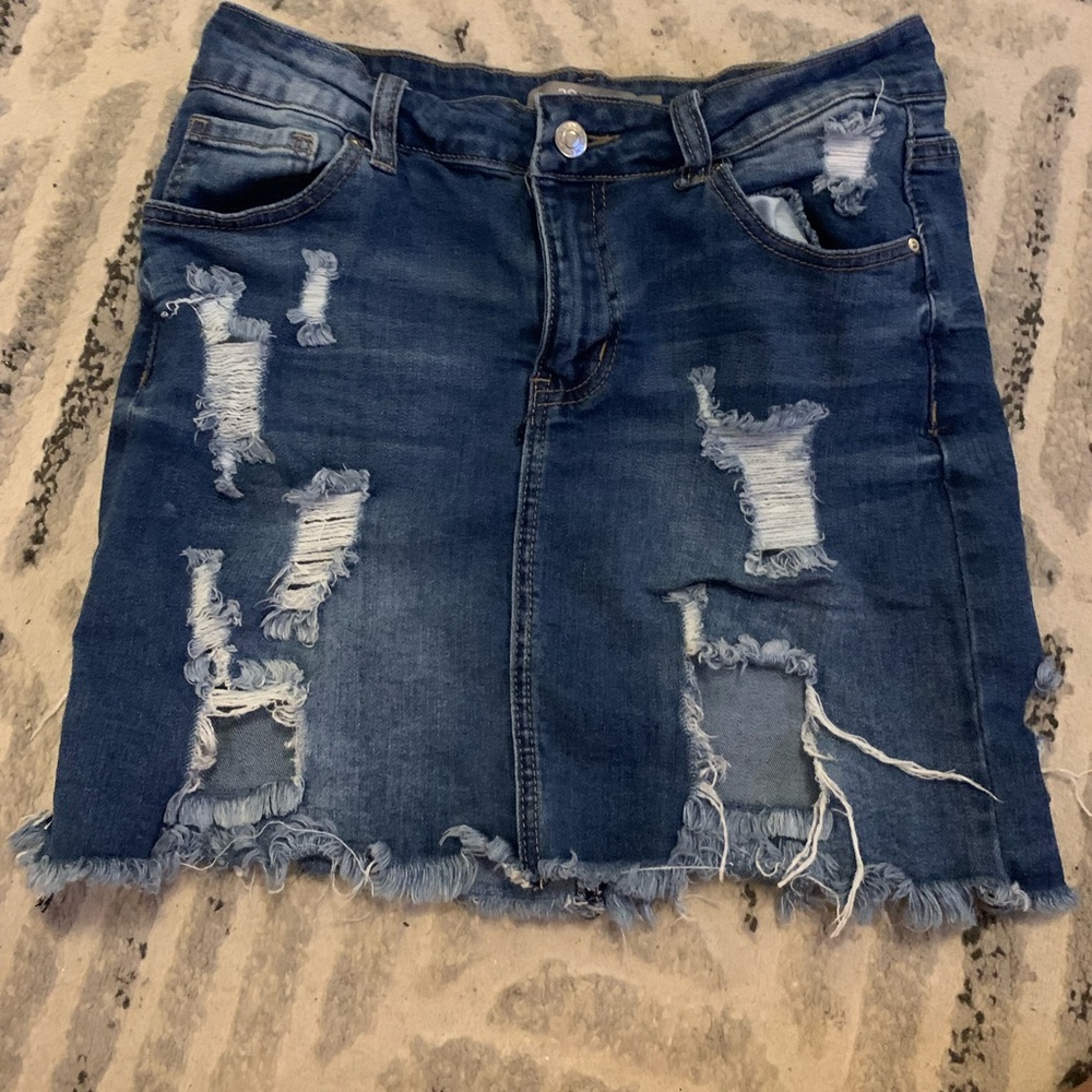 Perfectly new denim skirt really comfy